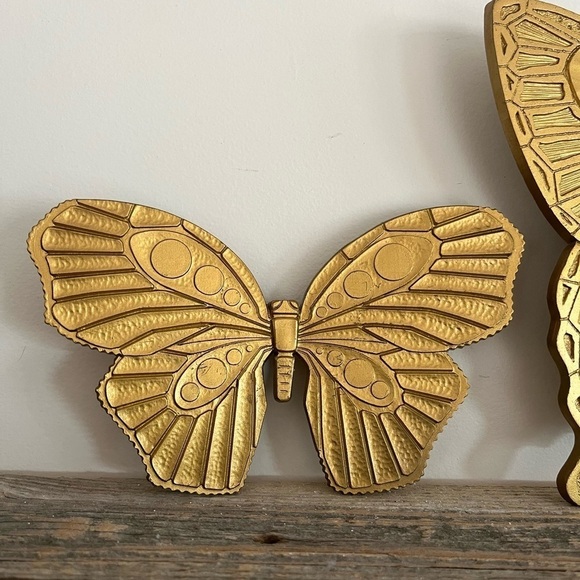 Gold butterflies set of 3 wall decor - Picture 3 of 8